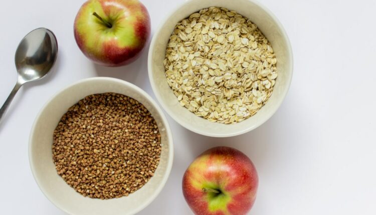 which-is-healthier-buckwheat-or-oatmeal