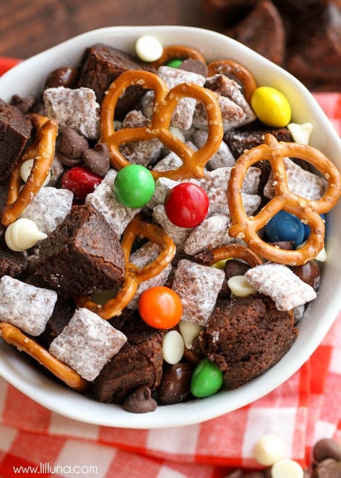 Brownie Puppy Chow Mix {Sweet + Salty}